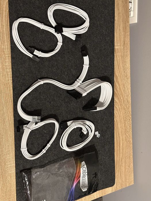 Kit extensie cabluri sursa, universala cablemod