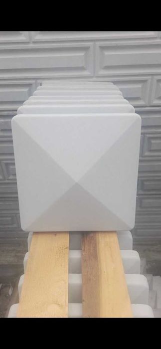 Capace stalpi si coame gard