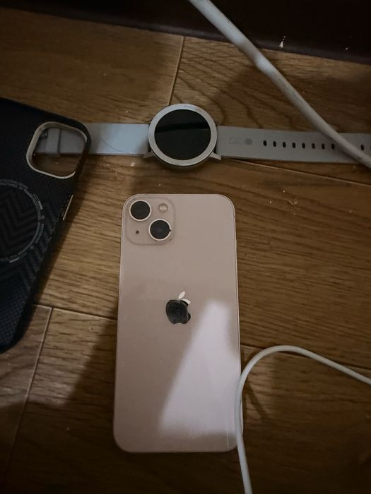 Iphone 13 с документами