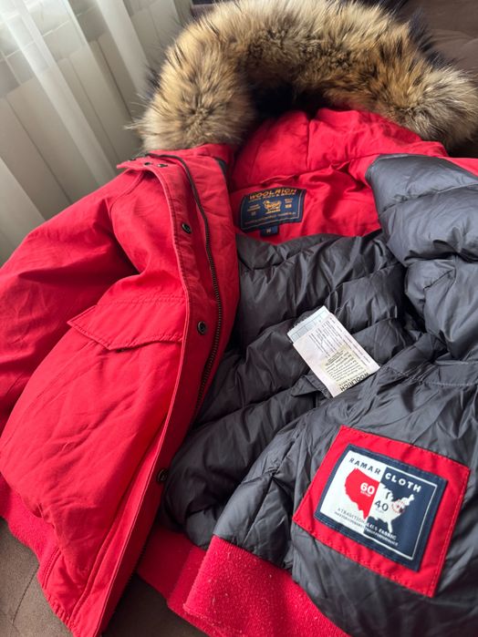 WOOLRICH оригинално дамско яке парка с естествена кожа на яката.