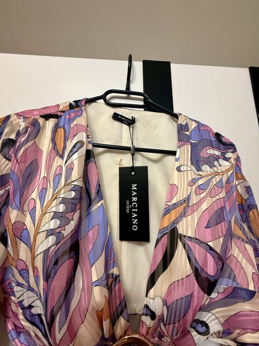 Страхотна рокля Guess