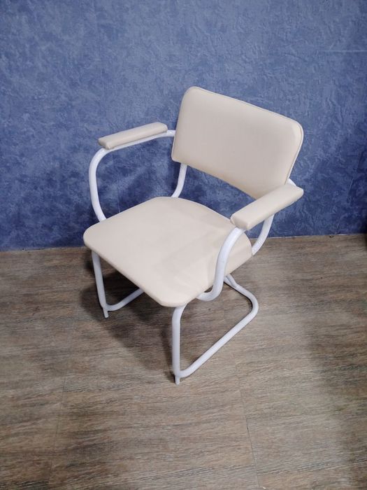 Офисингиз учун стул кресло барча турдаги Офис махсулотлари