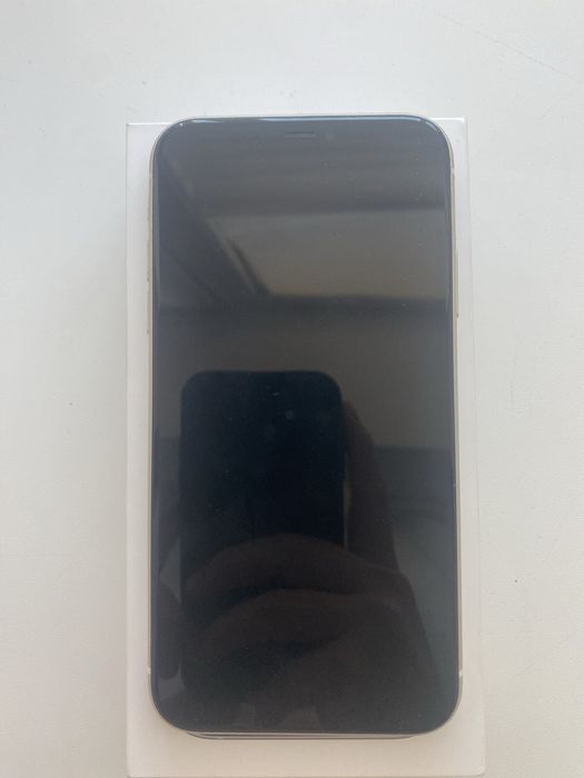Продам Iphone 11