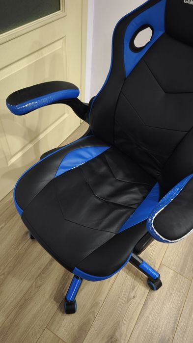 Ергономичен геймърски стол