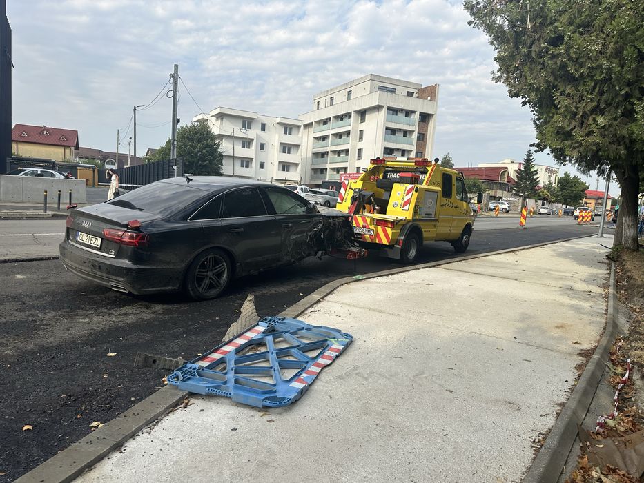 Tractari auto / Platforma auto / Asistenta rutiera