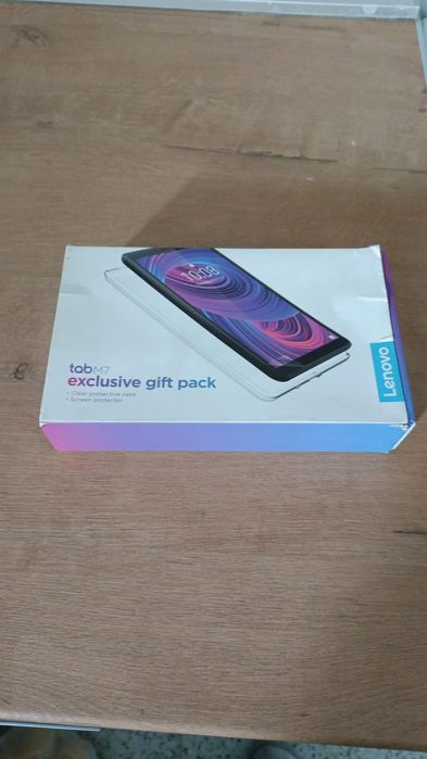 Планшет новый продам 30000