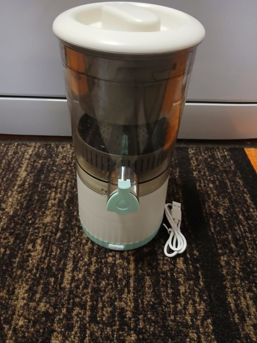 Цитруспреса с USB кабел