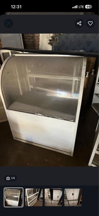 Продам витрины и офисную мебель