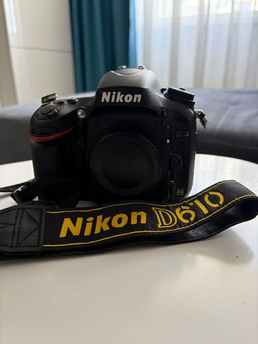 Aparat foto Nikon D610 ca nou la cutie - doar 23.000 cadre