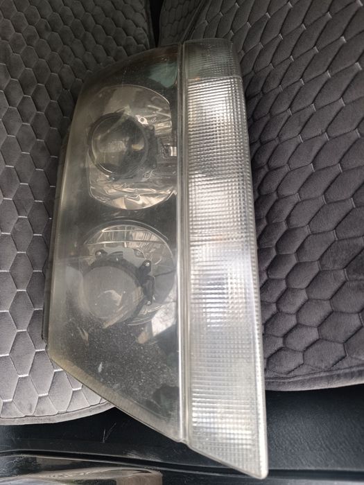 Фары на Jeep Grand Cherokee WJ