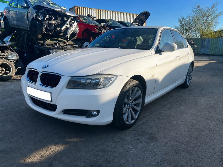 Dezmembrez BMW Seria 3 E90 E91 E92 E93 LCI FACELIFT  bara faruri capta aripi