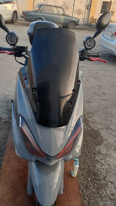 Продам скутер макси