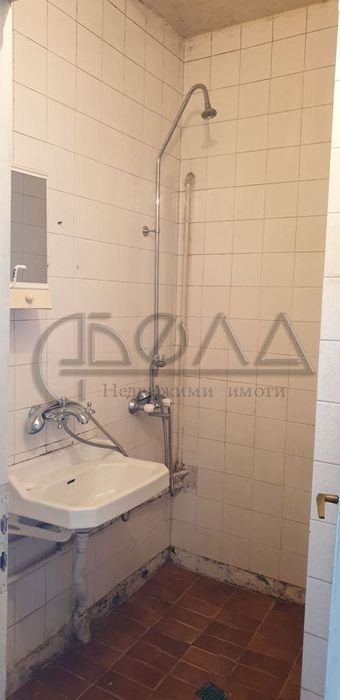 Продава се Двустаен апартамент в София, Борово - 62 кв.м за 2081 €/кв.м - Снимка #4