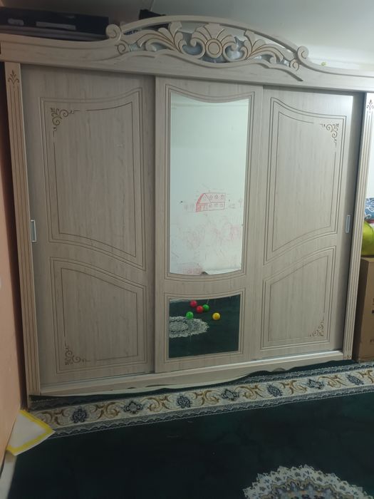 Прдаётся шифоньер для одежды
