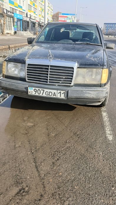 Мерседес бенз 2,3