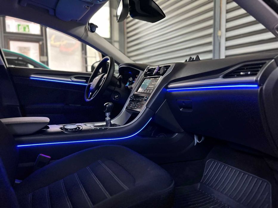 Lumini ambientale LED dedicate FORD