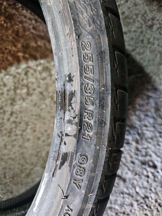 1x 255 40 20 vara bridgestone