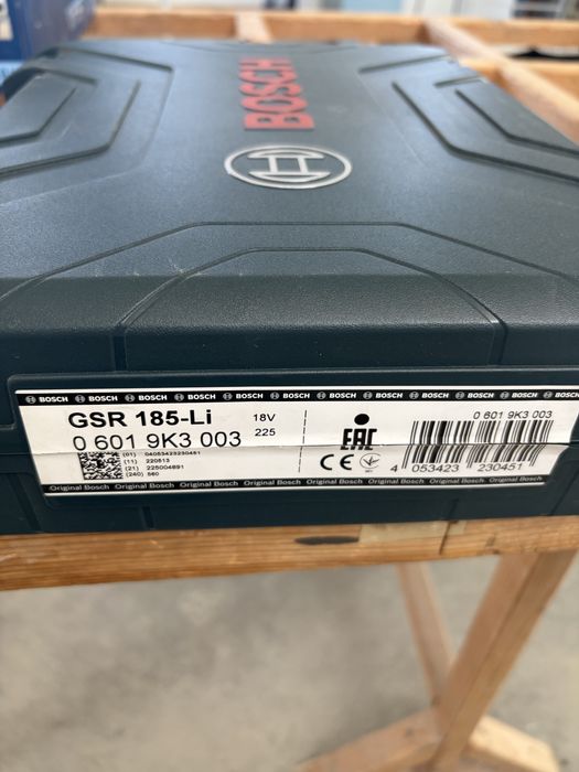 Винтоверт BOSCH18