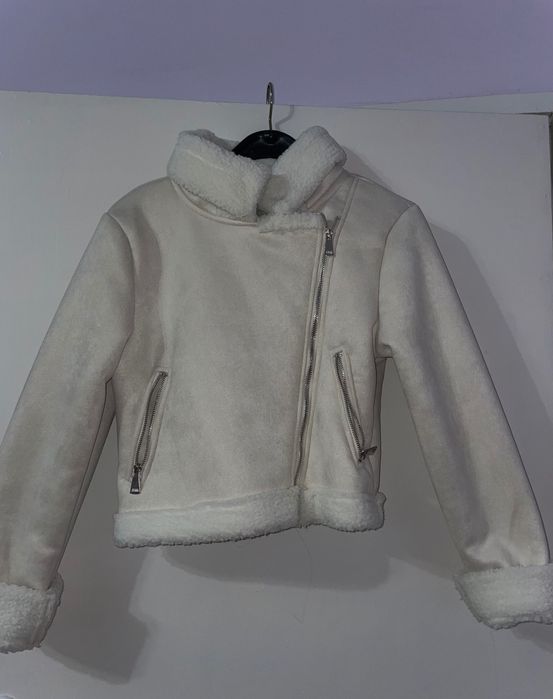 Дамско ново бяло яке