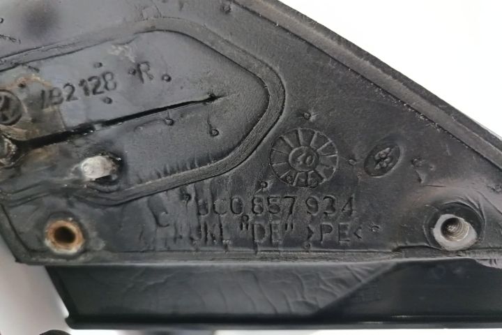 Oglinda dreapta electrica 3C0857924 Volkswagen VW Passat B6