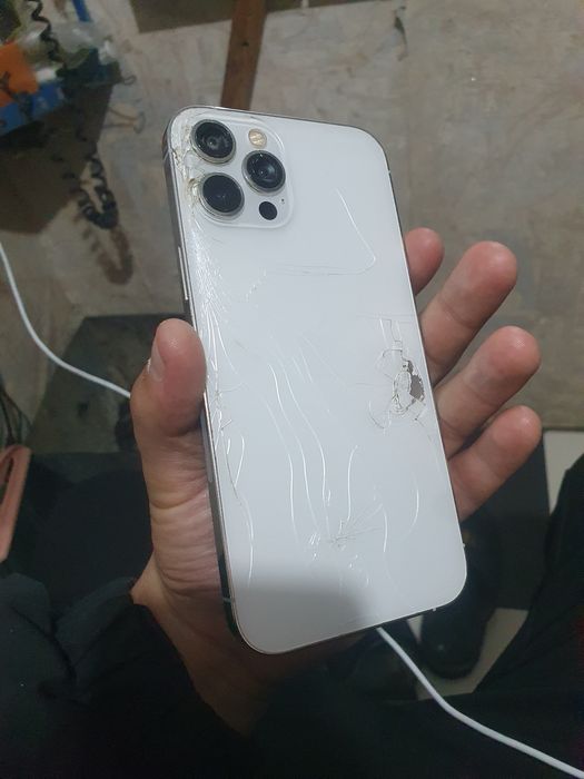 Iphone12pro max Белый