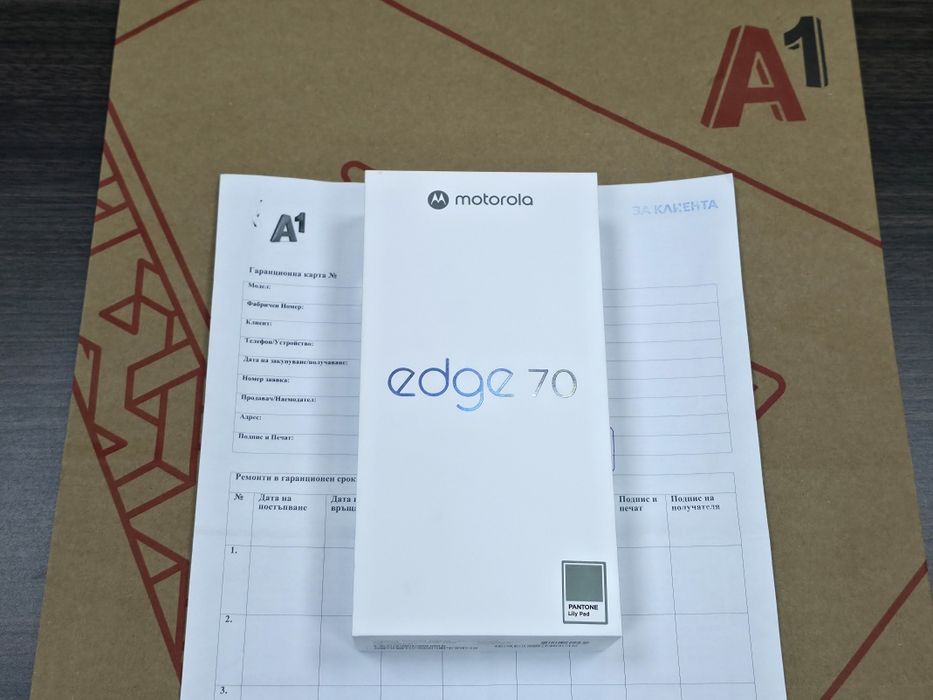 ЗАПЕЧАТАН 512GB Motorola Edge 70 5G Гаранция от A1 до 2028г. Lilly Pad