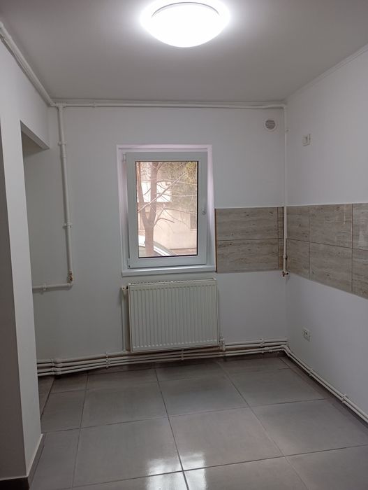 Vând apartament zona Pod, Râmnicu Sărat,