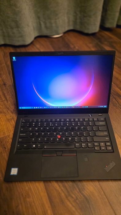 Laptop Lenovo X1 Carbon Gen 6, procesor Intel i7-8850U, 16GB RAM, 512GB SSD, Win 11 Pro