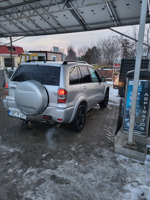 Vând Toyota rav 4
