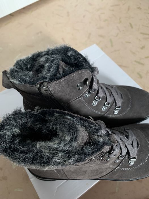 НОВЫЕ зимние Сапоги 37 размер