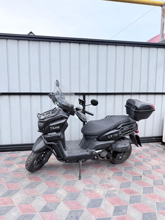 Мопед Tank Обмен на iphone 15pro