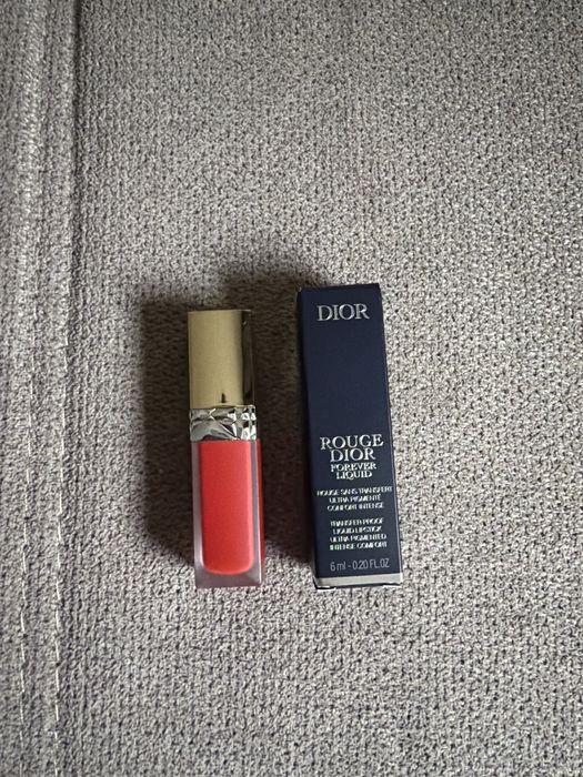 Ruj Dior Forever Liquid