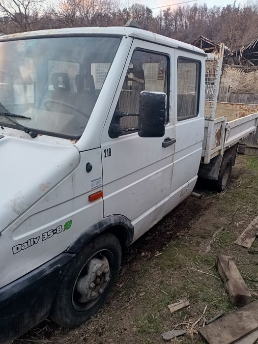 Iveco 7 locuri basculabil