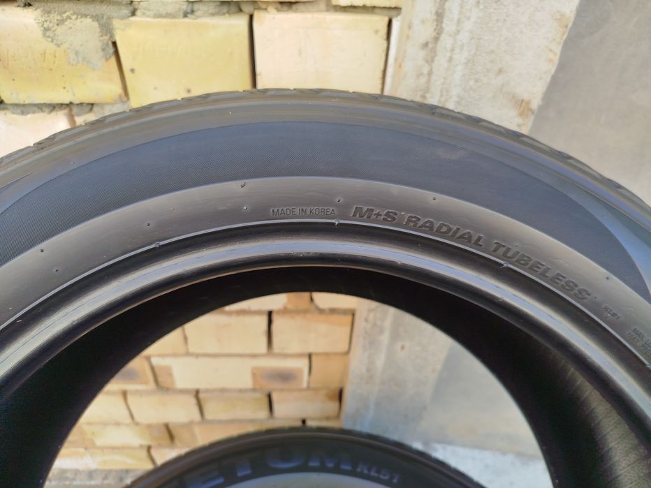 235 55 R19 Shina Kumho solus