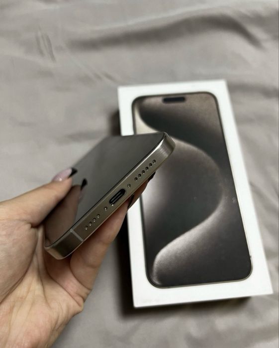 Iphone 15 pro max ideal 256 xotira suvga ishledi karopka dakument