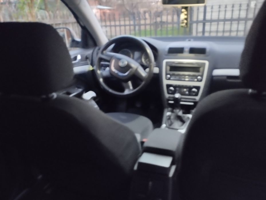 SKODA Octavia 2011 — imagine 5