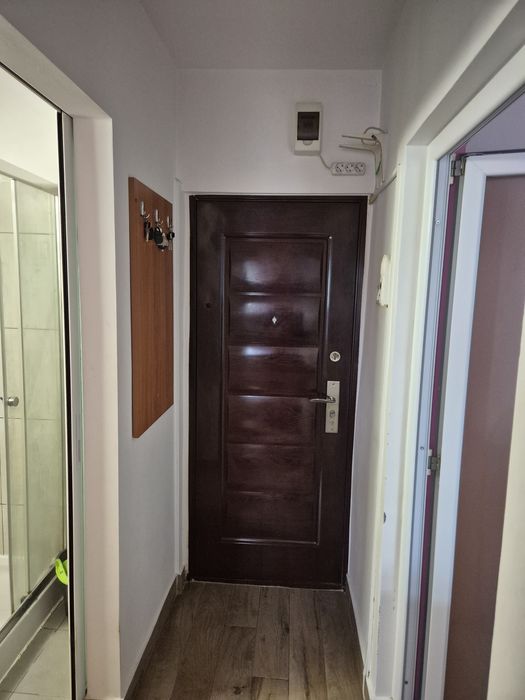 Închiriez ap.1 cameră zonă centrală