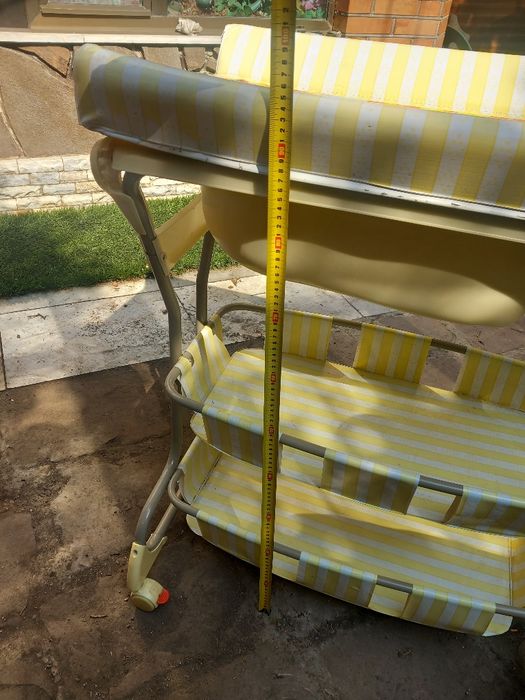 Вана с маса за повиване