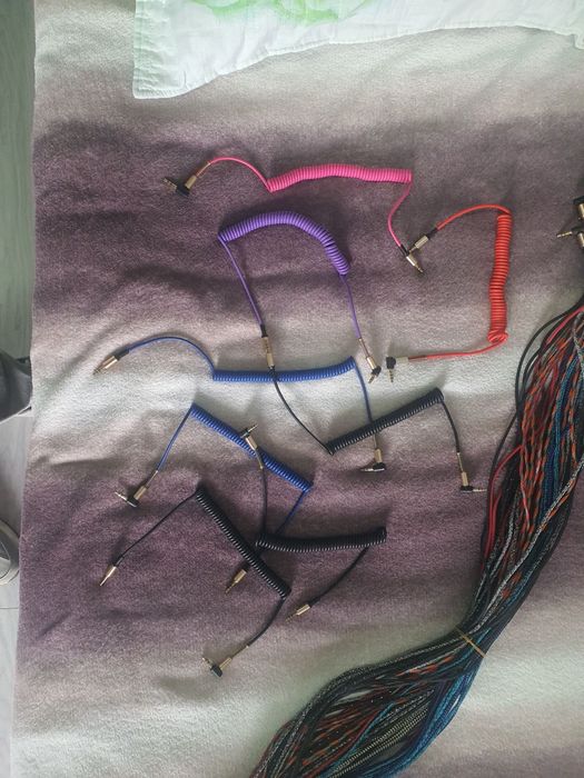 Auks kabellar bor har xil turidan bor, optomga ham bor, aux kabel,кабе