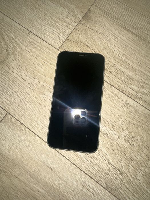 iPhone 11 бирюзовый