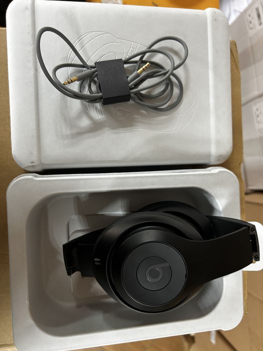 Casti Beats studio pro