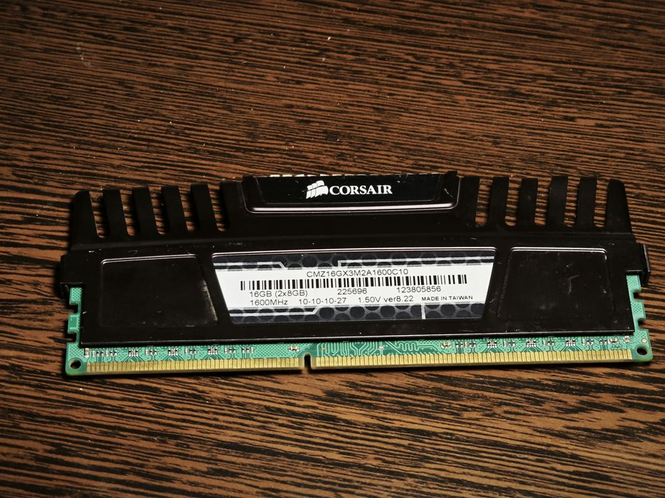 Memorie RAM Corsair Vengeance 8GB DDR3 1600MHz