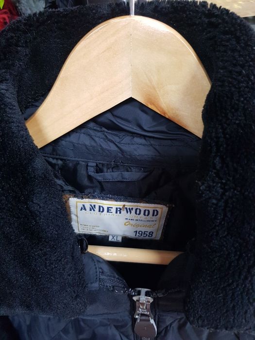 Продава се мъжко палто