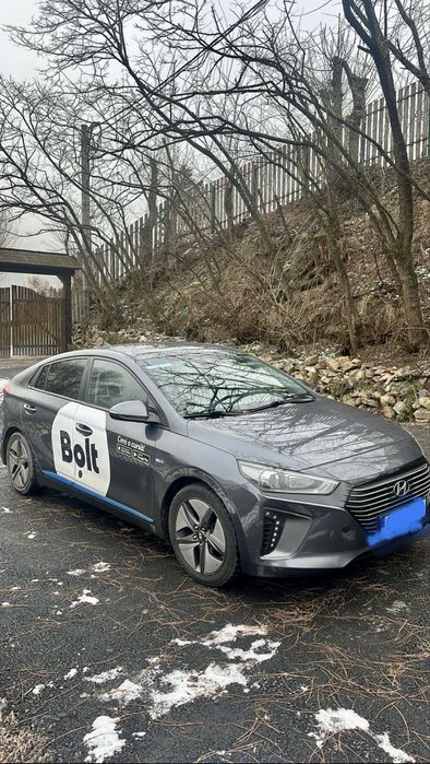 Închiriez mașini Uber / Bolt – Hybrid & Electric – Automate