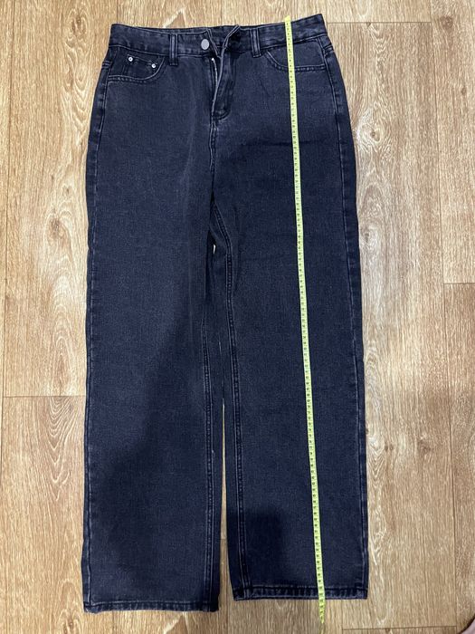 Продам женские джинсы