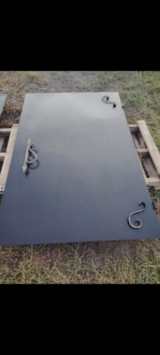 Железные ворота на гараж