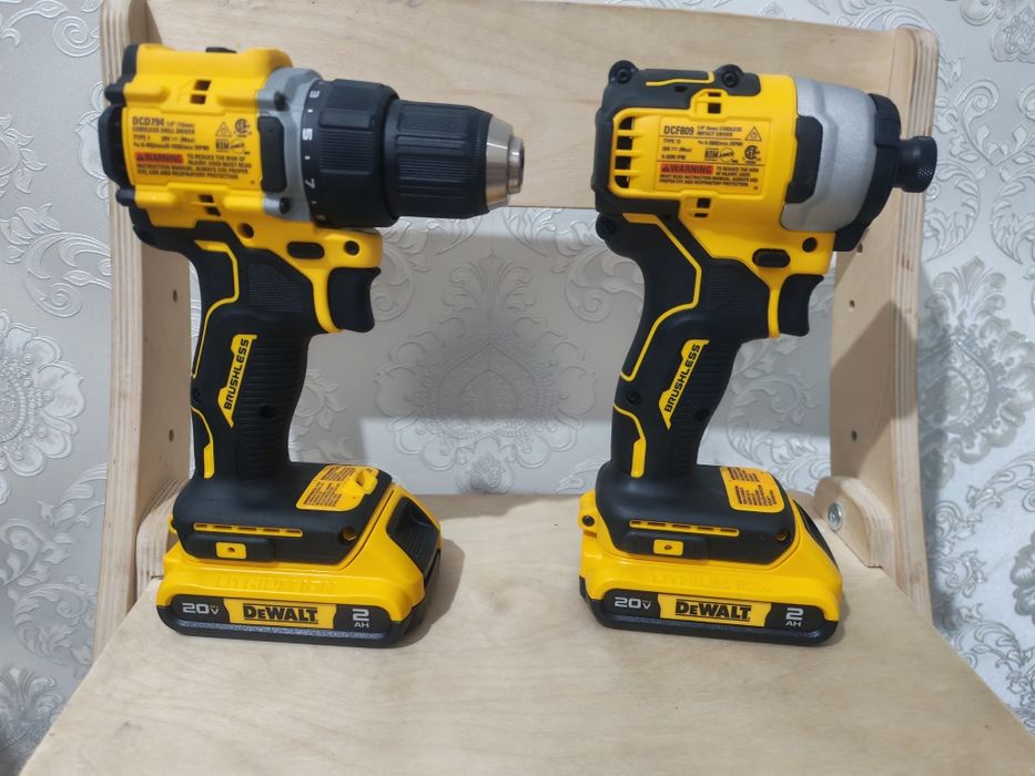 Продам комплектом шуруповёрт и импакт DeWalt (Деволт)