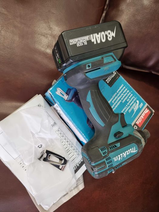 Акумулаторен Импакт Винтоверт Makita