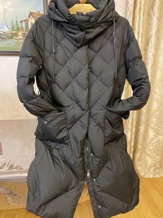 Продам итальянский пуховик Paquito