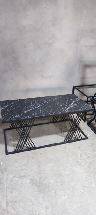 Журнальный столик в стиле лофт